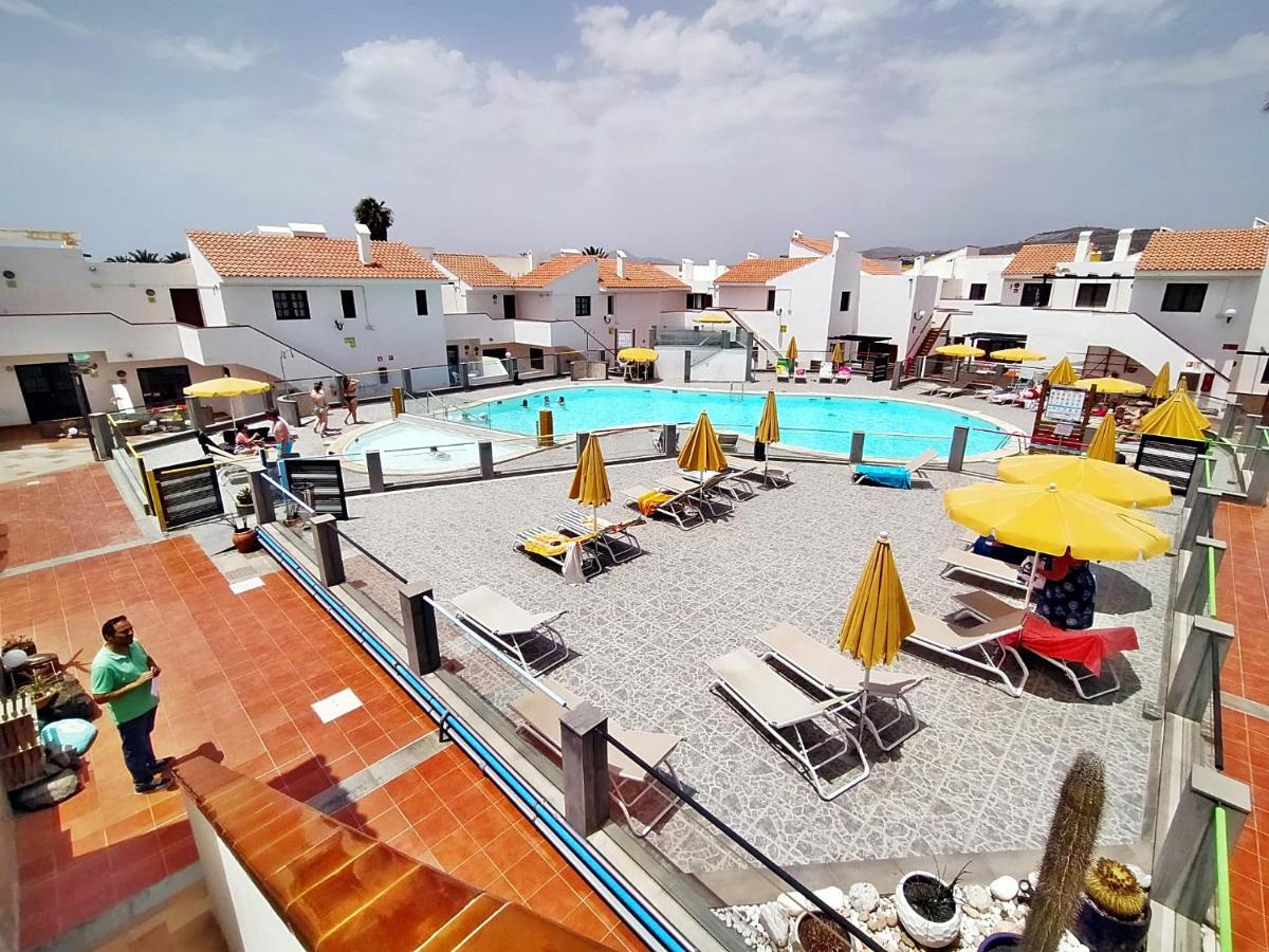 Apartamento Villa Florida Caleta 科斯塔卡莱塔 外观 照片